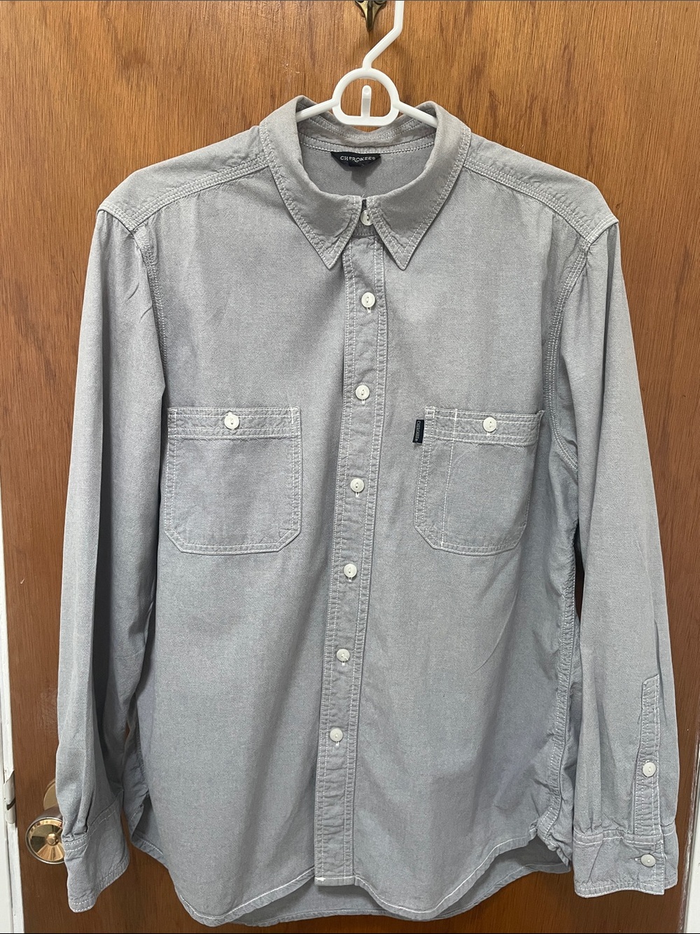Cherokee Men's Light Gray Casual Button-Down Shirt